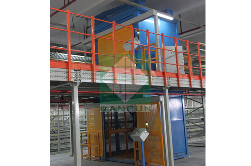 Picking cage lifting system